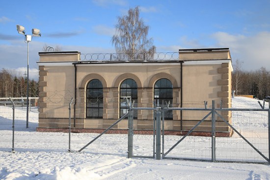 Балтийская ЭС, фасад насосной станции.